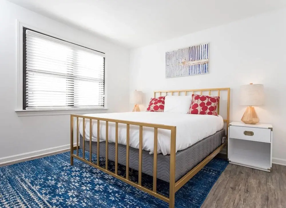 8 BRs Comprised of 4 2BR Suites by Domio