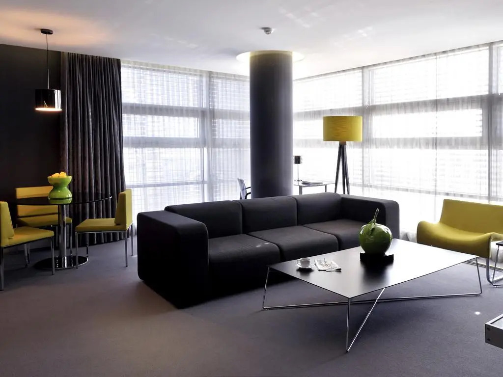 Vernazza Suites