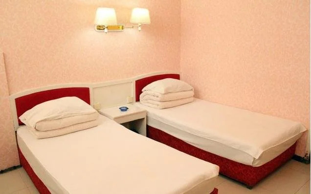 Shuangjie Hostel