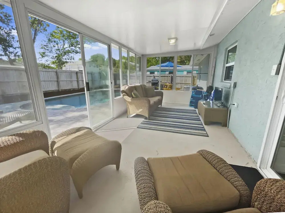 Wanna Go Back 3 Bedroom Home by RedAwning