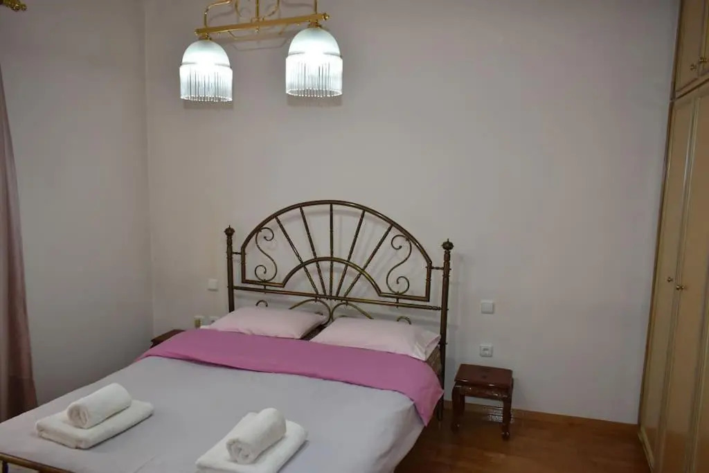 Comfortable Apartment Opposite The Park