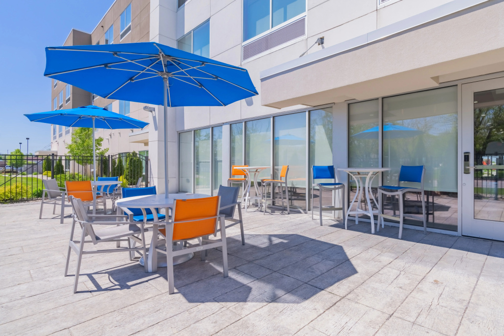 Holiday Inn Express & Suites - Marion by IHG
