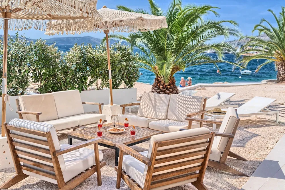 Livingstone Beach House