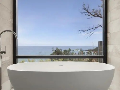 Iluka Blue
