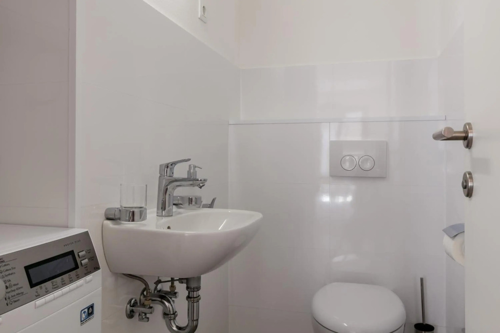 Luxury Apartment Kampanel