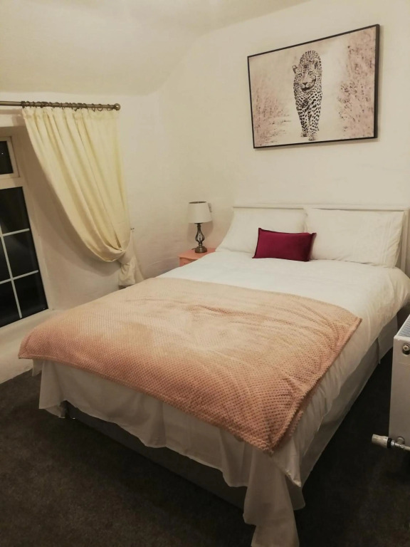 Ardhill House The Diamond, in the Heart of Ardara Town , F94 C7X9