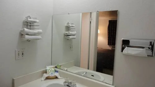 Economy Inn Lake Havasu