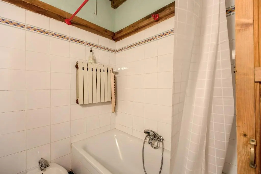 Rhome Apartments