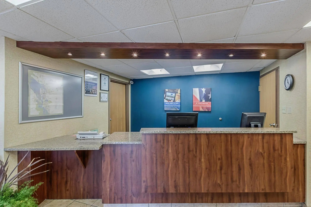 Days Inn by Wyndham La Crosse