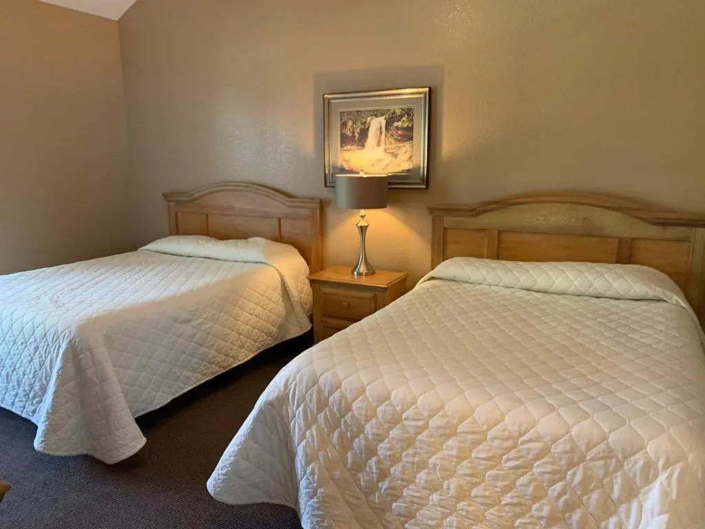 Carrs Northside Hotel and Cottages