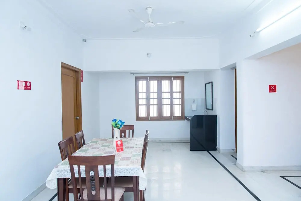 OYO Home 11064 Spacious 3BHK