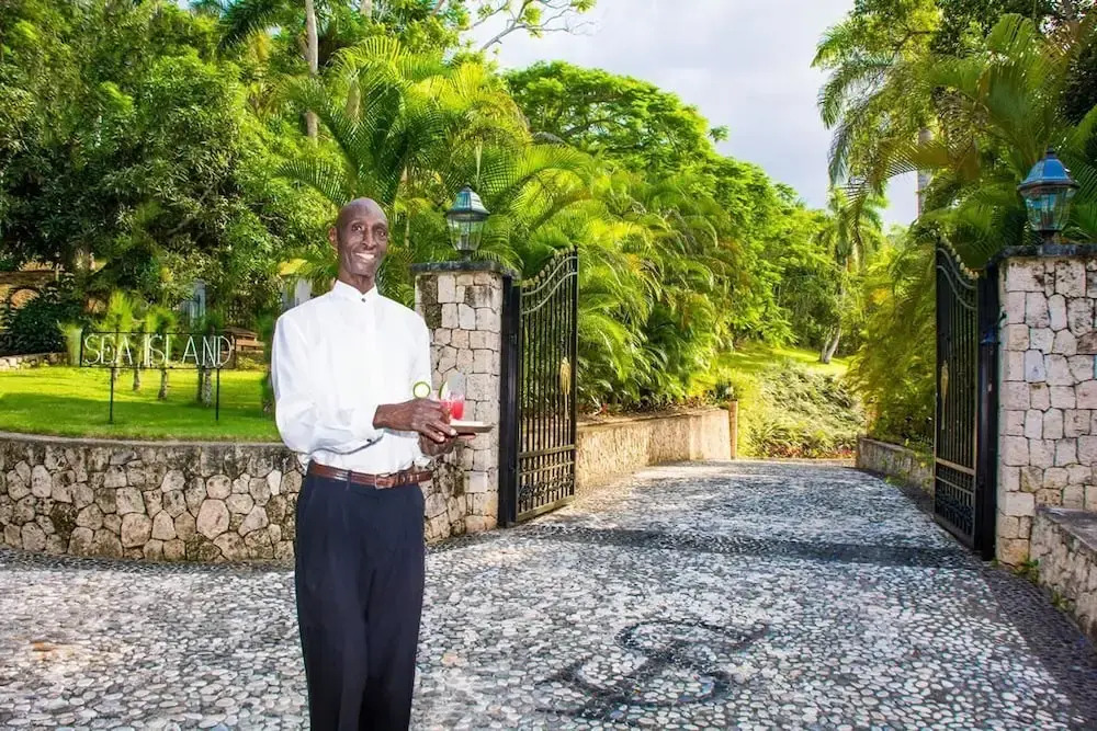 Sea Island, 6BR by Jamaican Treasures