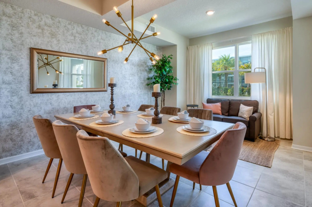 Spacious and pleasant home near Disney