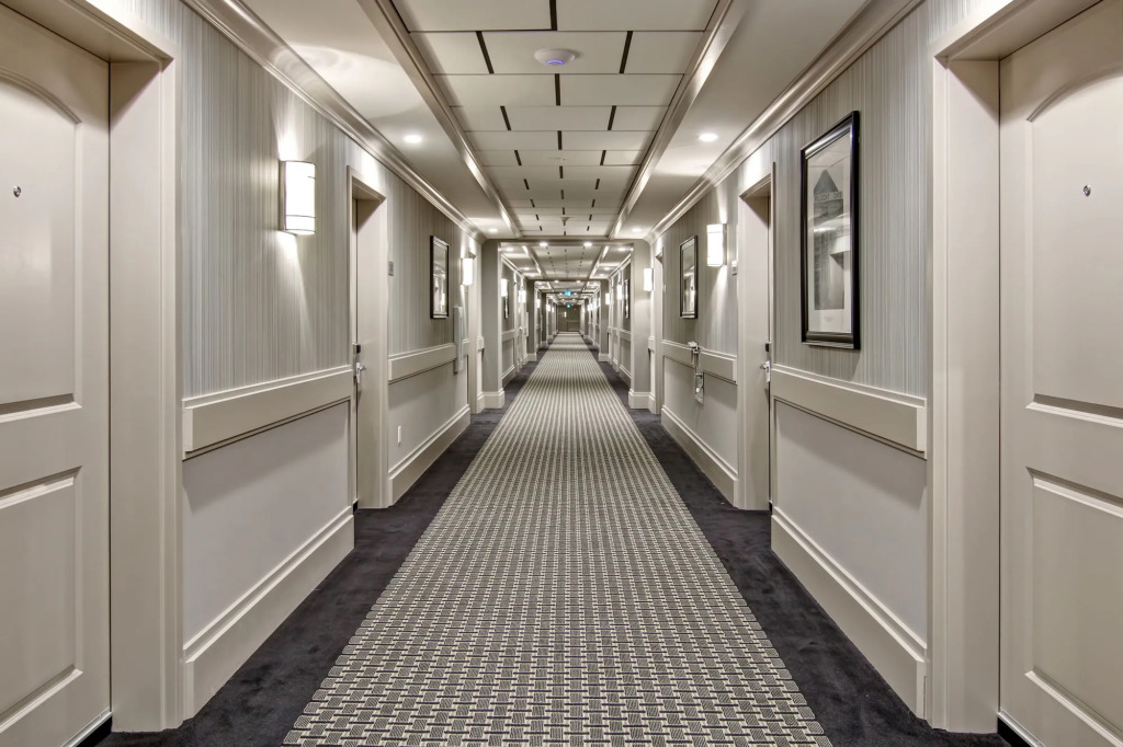 Chateau Nova Yellowknife