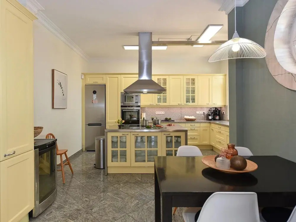 Belvilla by OYO Villa Doramas 12 pax