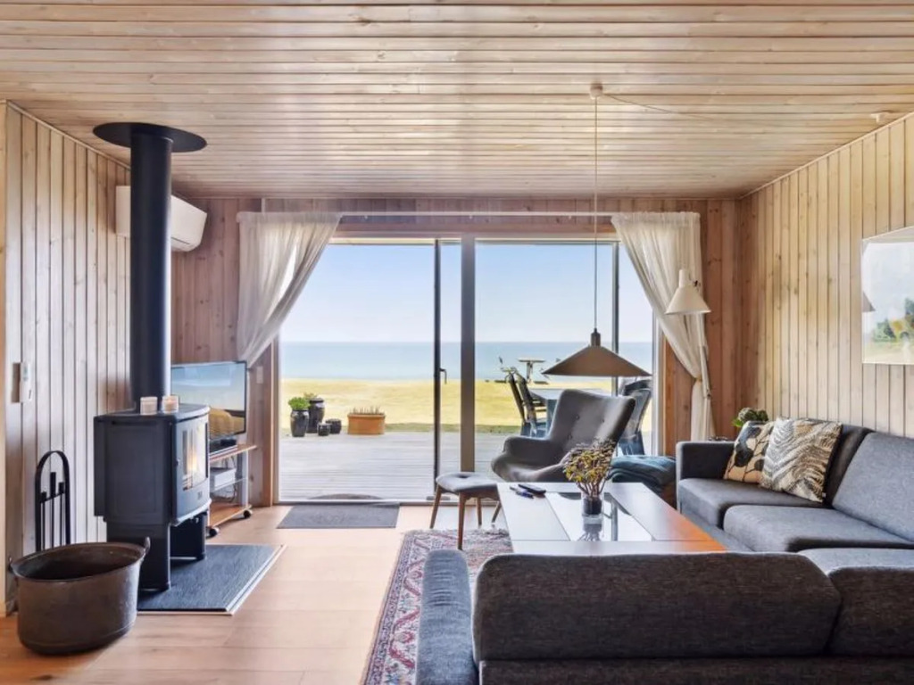 "Taimi" - 40m from the sea in Sealand