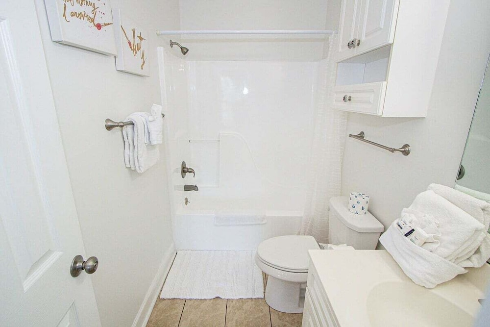 Magnolia Place 4709 U203