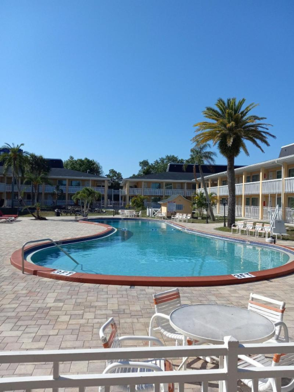 Rodeway Inn Holiday FL