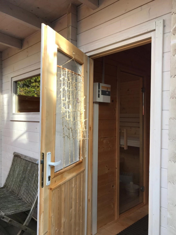 Holiday Home Noordwijk near Beach & Sauna