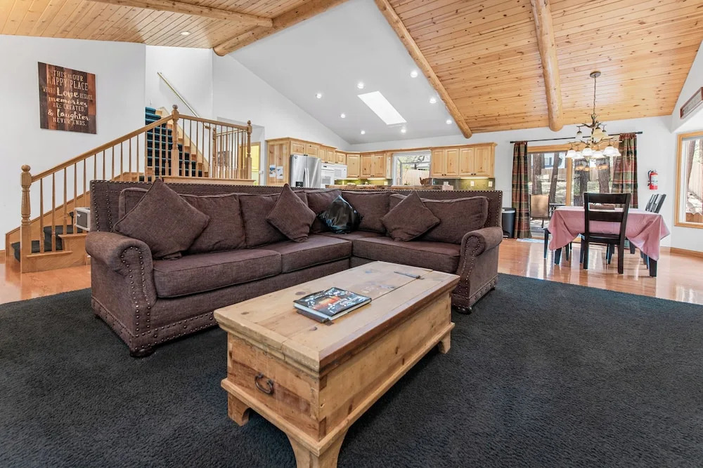 Relaxing Alpine Estates
