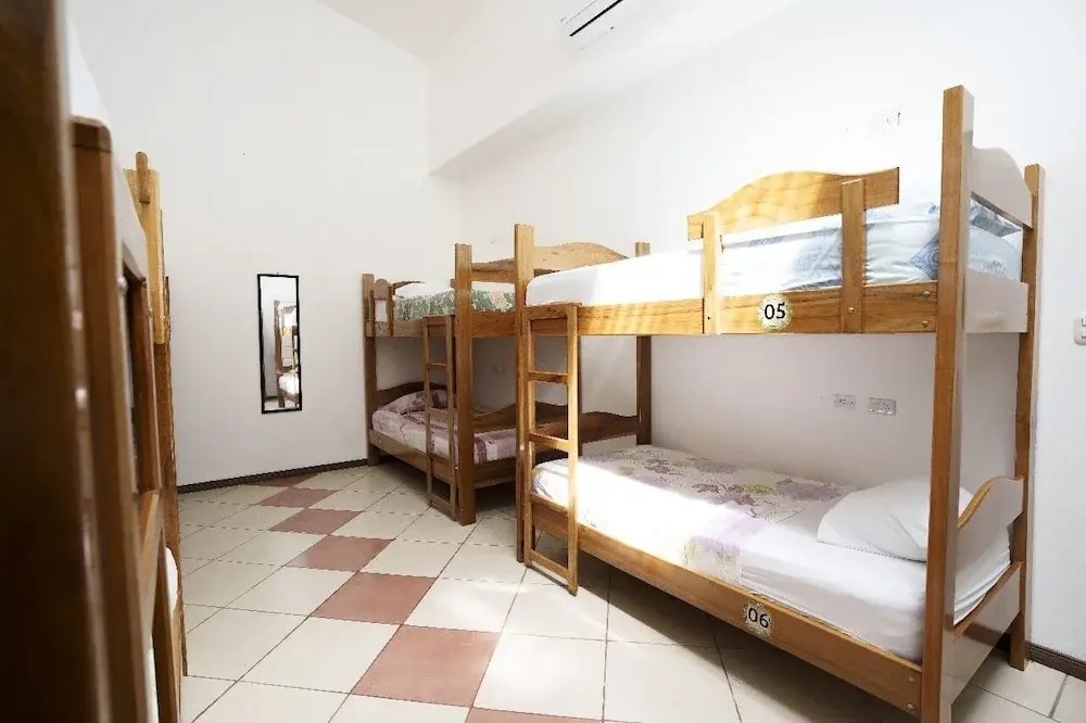 Ukinca Hostel