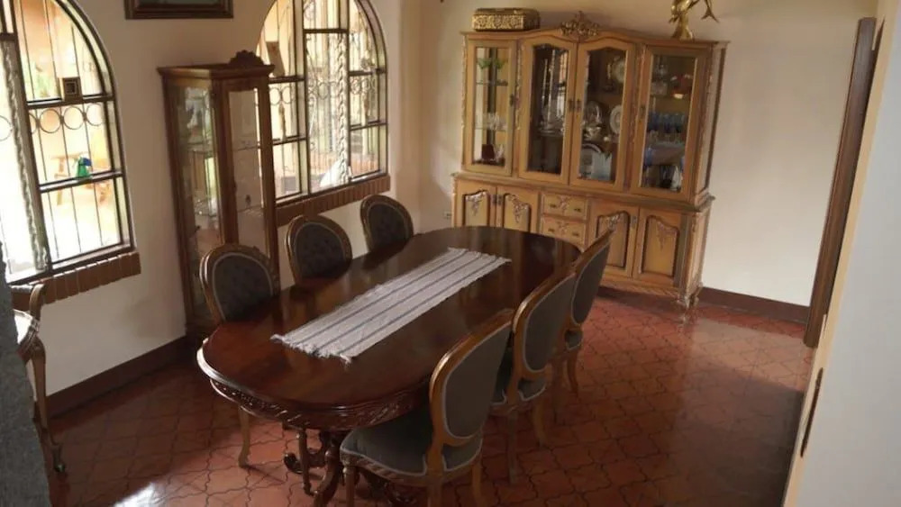 Dobson Manor