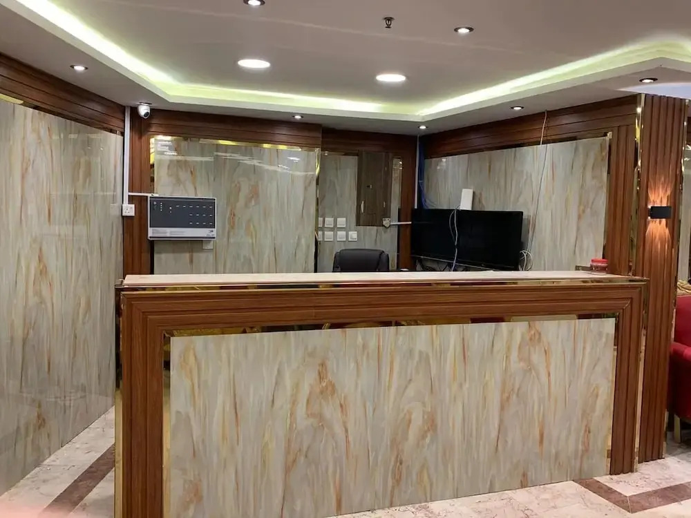 Owais Hotel