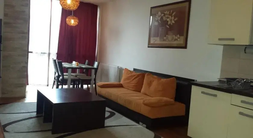 River Loft 304-305