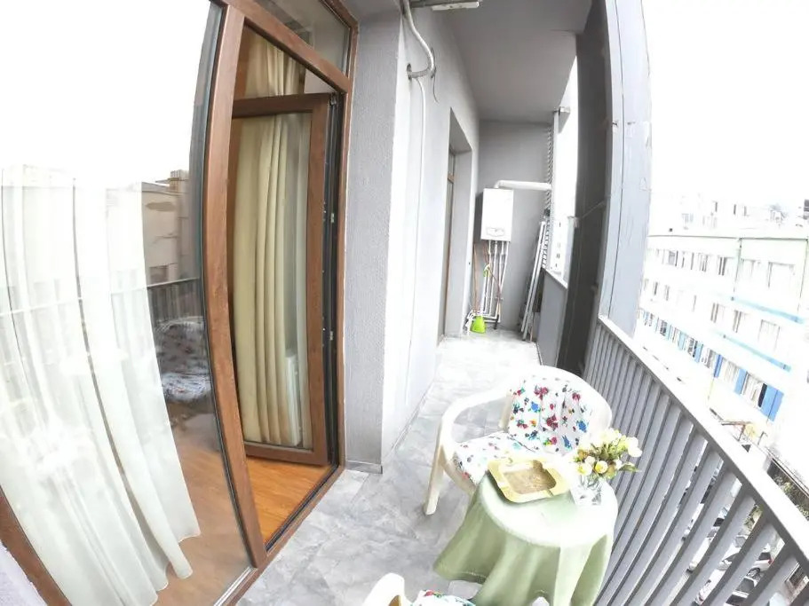 30 Pekini Avenue