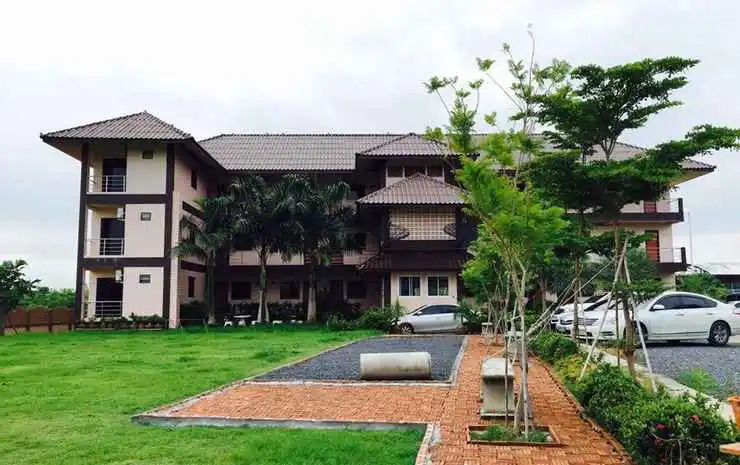 Bann Chompu Resort