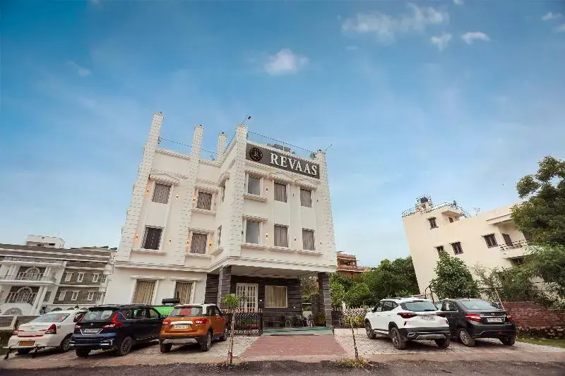 Revaas Lake View Boutique Stay