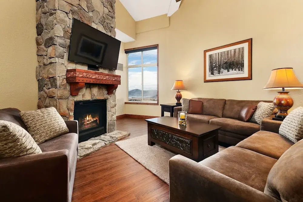 White Pines 1-BD Penthouse at Westgate - Tycoon