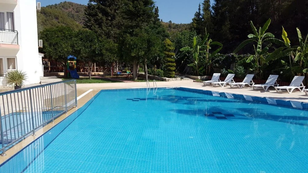 Oranj Ranch Hotel