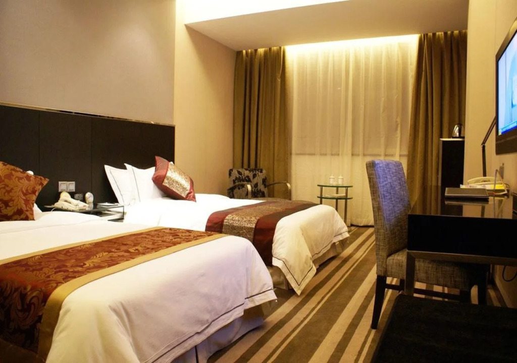 Metropolo Nantong Overseas Chinese Hotel