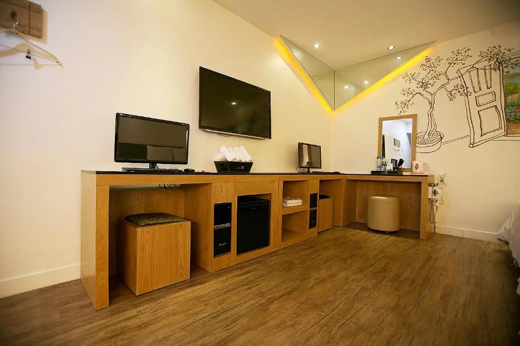 Cheonan K Hotel