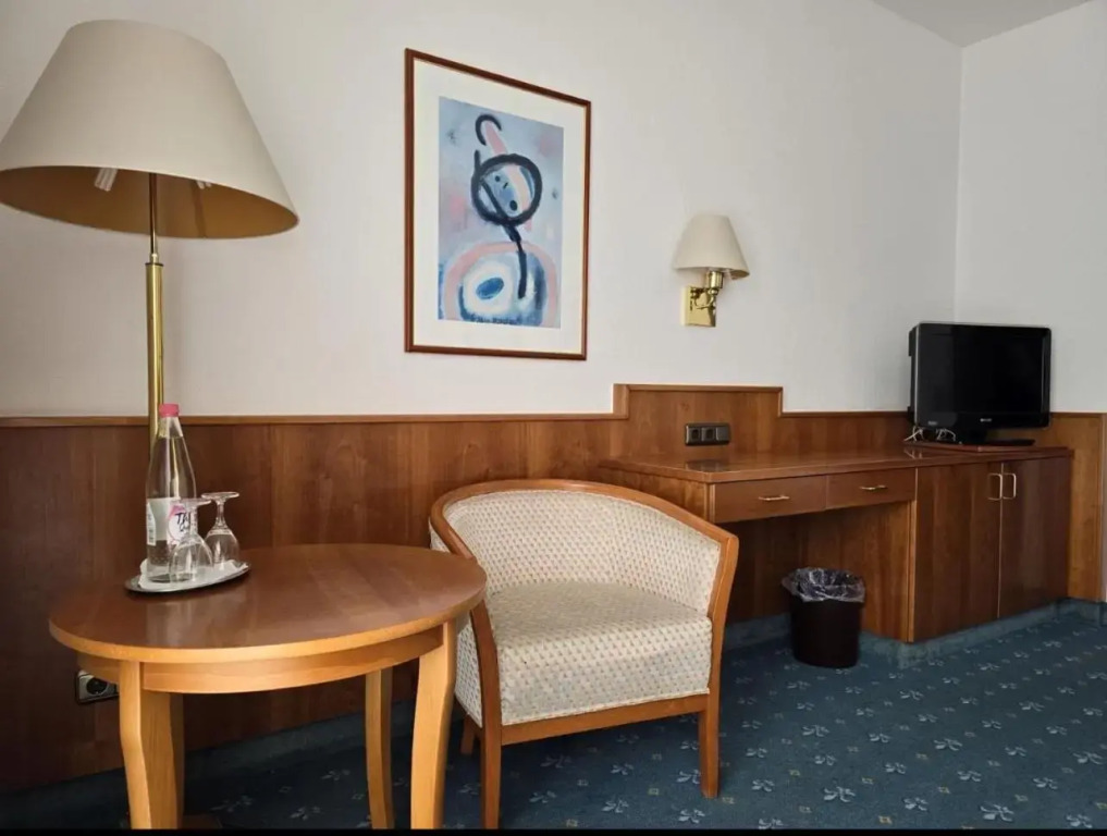 Pension De Lux Augsburg