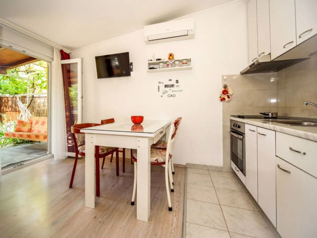 House Taja Cornwall