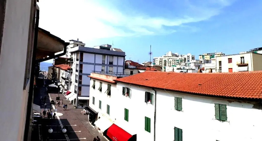 Via Roma 44