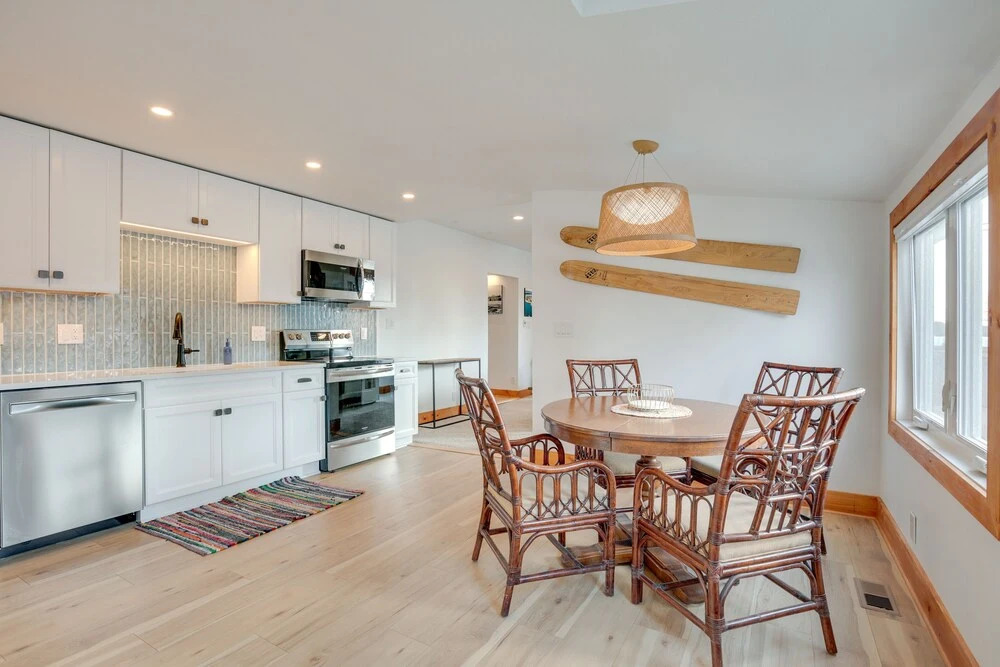 Pet-friendly Minocqua Home: Walk to Lake & Dining!