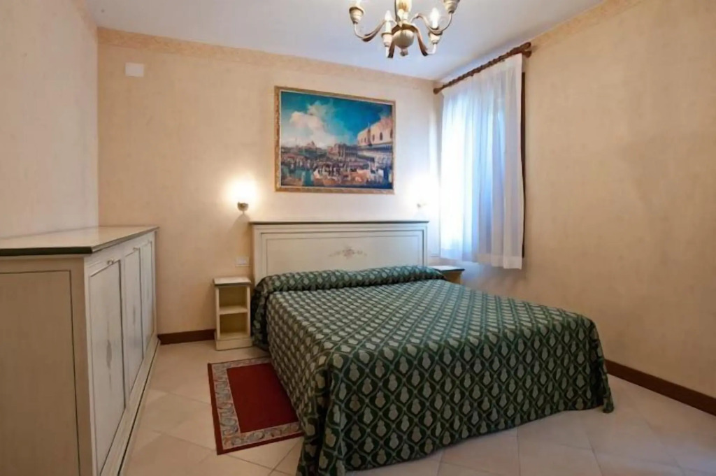 Hotel Atmosphere