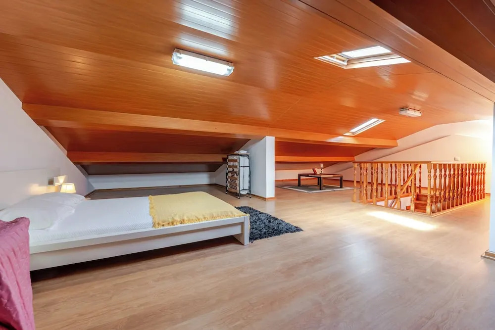 Recent Villa, Located in a Quiet Residential Area, 2km From the Center