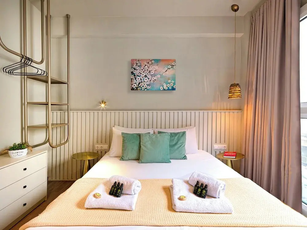 Karitsi Suites