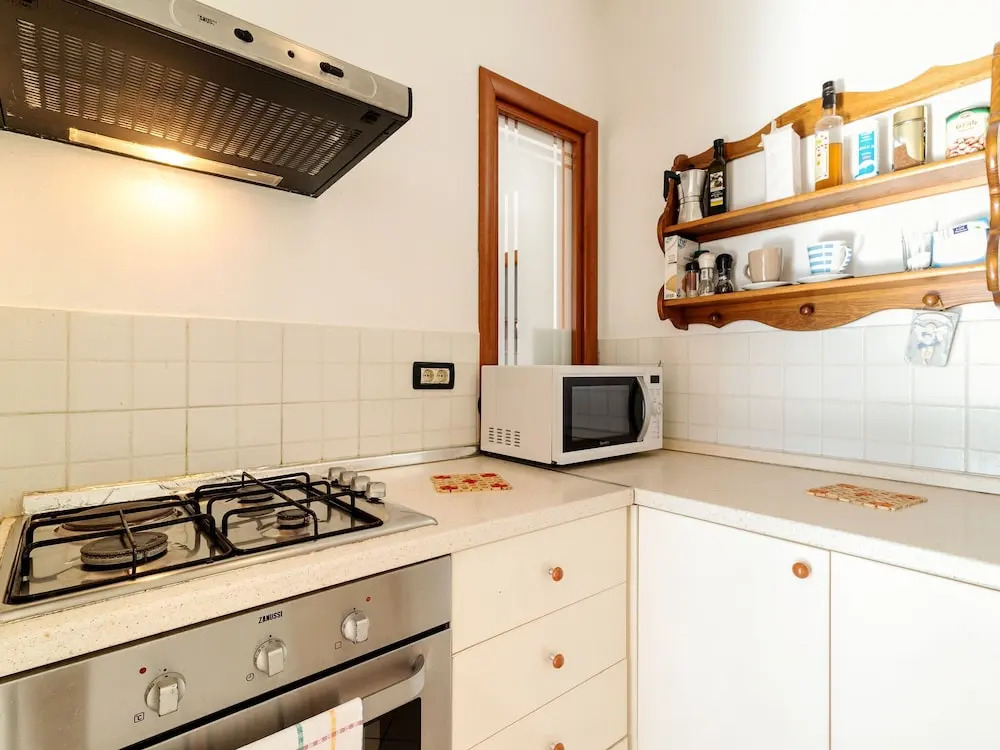 Spacious Apartment in Pula With Terrace