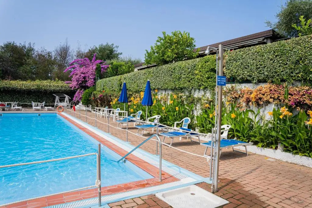 119 - Villa Ondina con piscina, 800metri dal mare e spiaggia