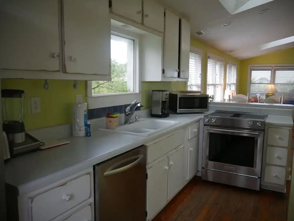 Plum Crazy Up - 2 Br Townhouse