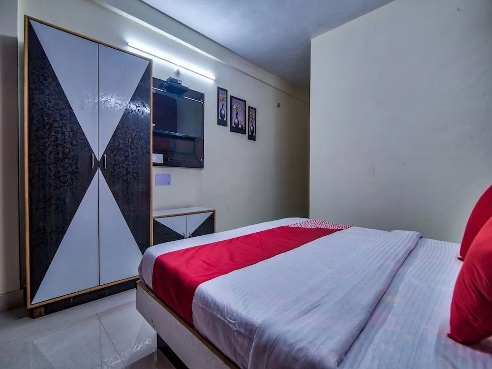 OYO 13272 Hotel Country Resort