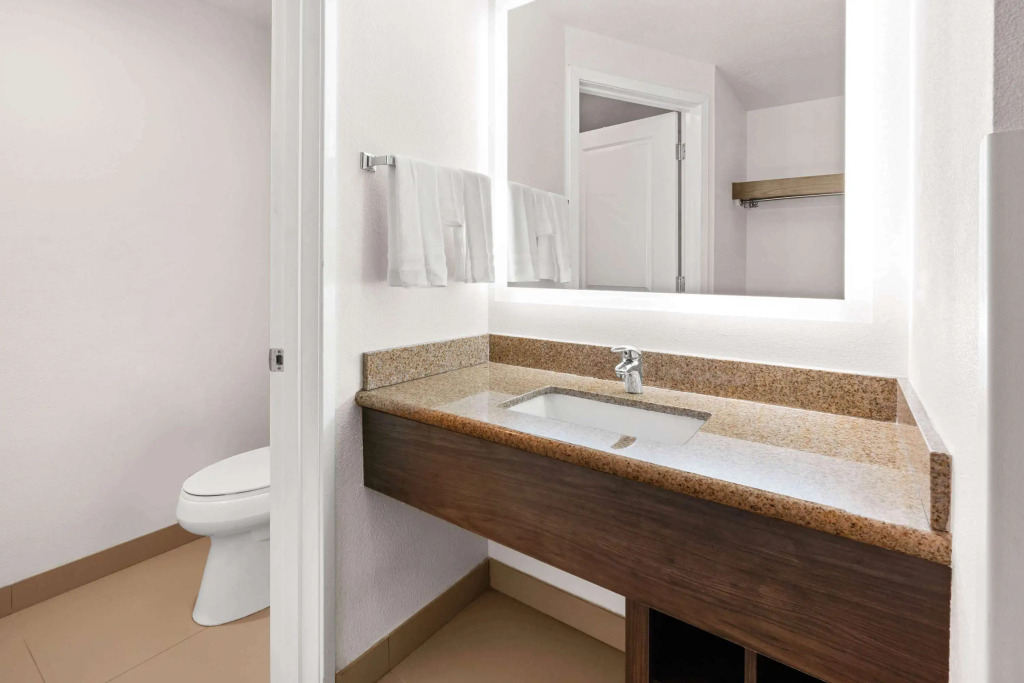 La Quinta by Wyndham Portland NW