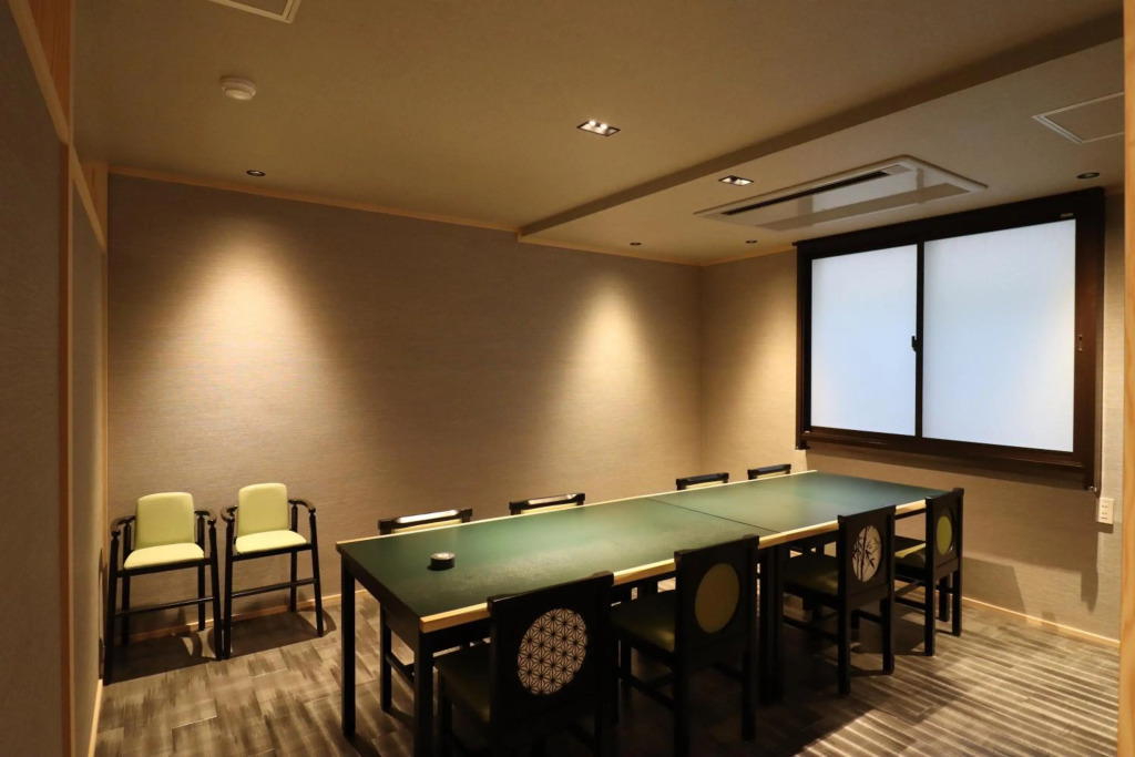 Nagoya Katei Miyoshi