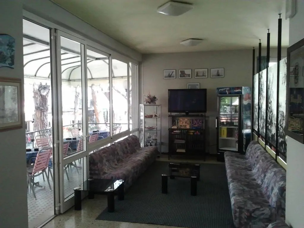 Hotel Caravelle