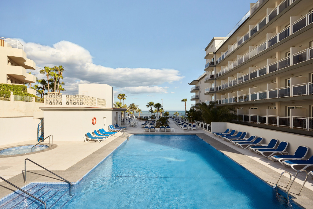 Hotel Las Arenas, Affiliated by Meliá